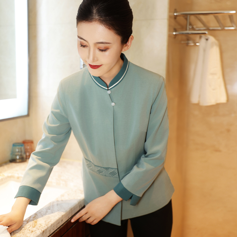 HT032-1070 – Women's Autumn/Winter Cleaning Uniform
